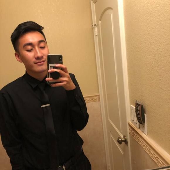 Meet your Posher, Kris - Picture 1 of 1